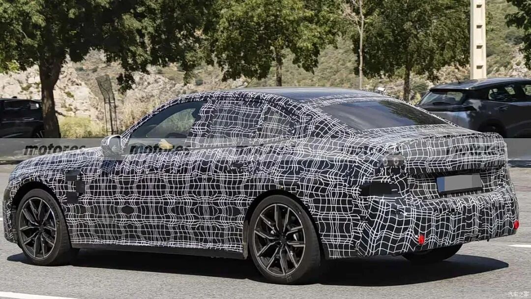 延续概念车造型？全新一代宝马3系效果图来了，还真有点帅！