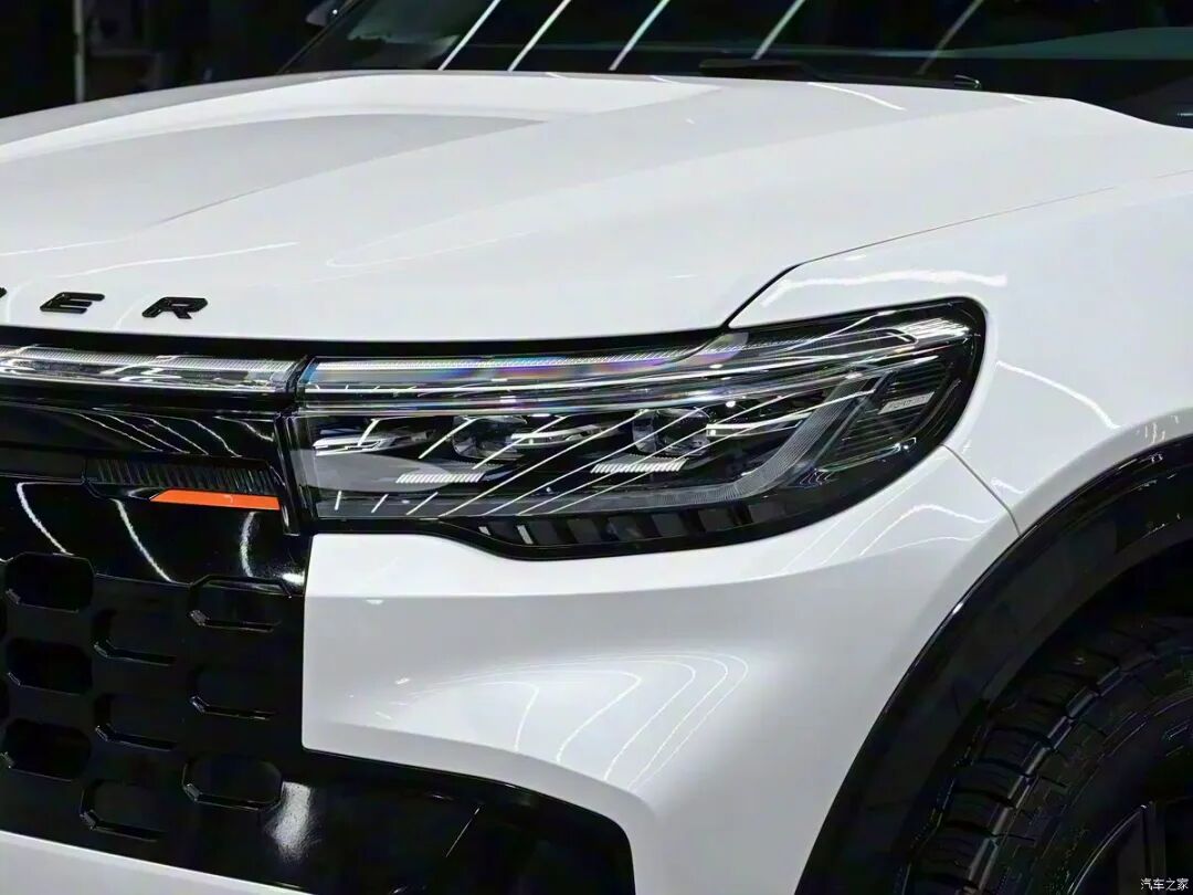 全钢底盘装甲,全地形AT胎,后备厢容积1505L,翻山越岭不在话下!