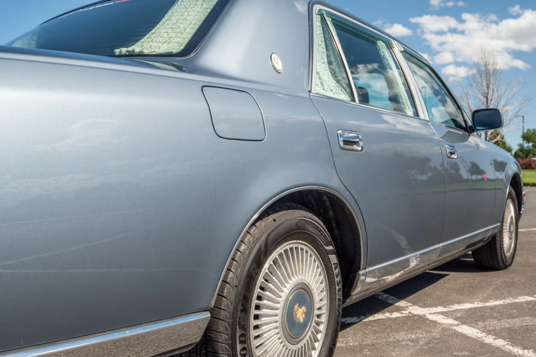 花同样的钱,你买三缸小面还是V12“劳斯莱斯”?