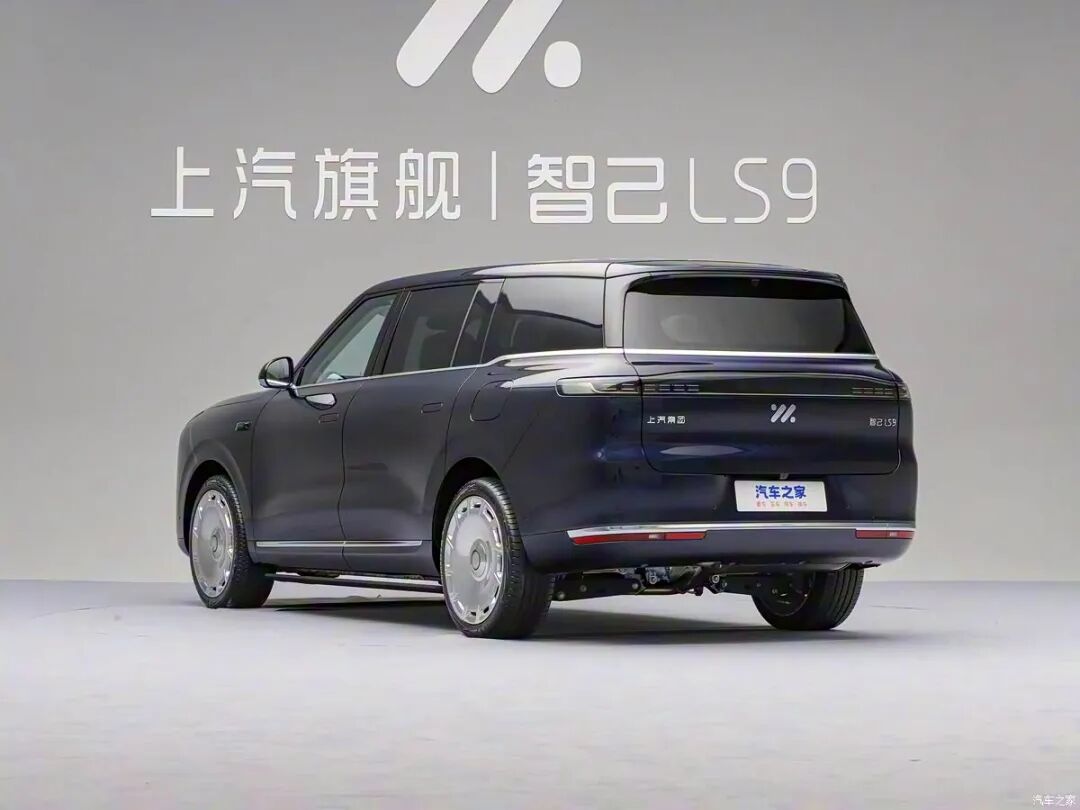 大型SUV只要30万出头?!“冰箱、彩电、大沙发”全有,网友直呼:其他9字旗舰怎么办?