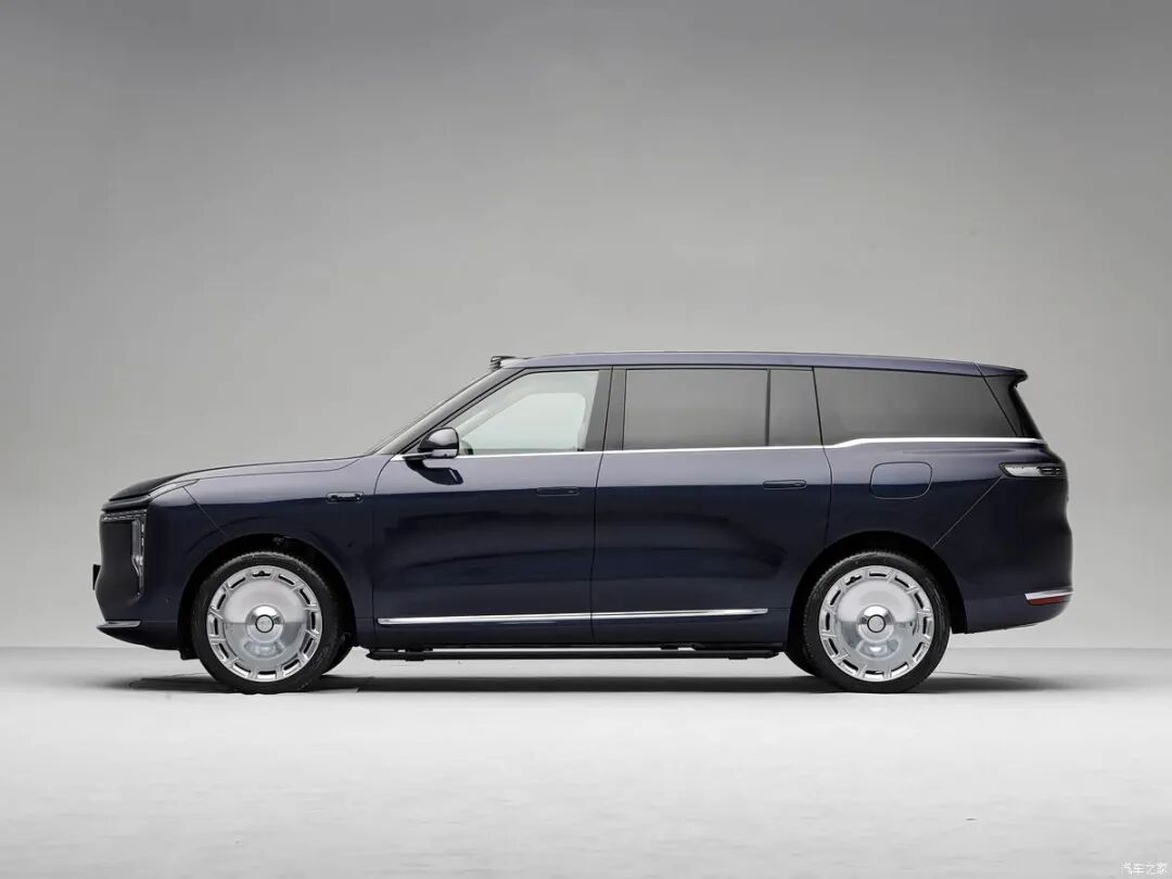 “9”字头系列“王炸”？2+2+2六座SUV！续航1509km，要跟领克900“一决高下”？