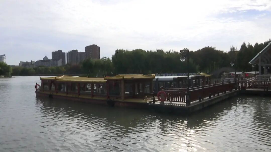 濠河景区可以扫码租用无人机！