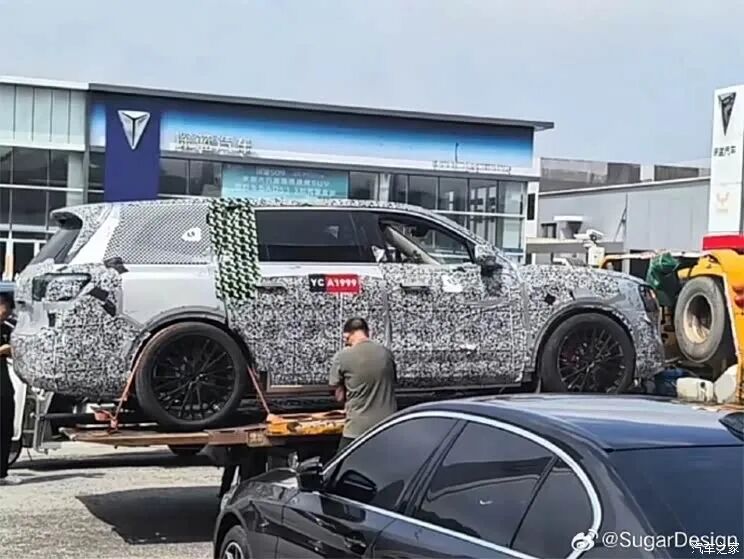 轴距超3米1大SUV，承接尊界S800与问界M9中间空白？
