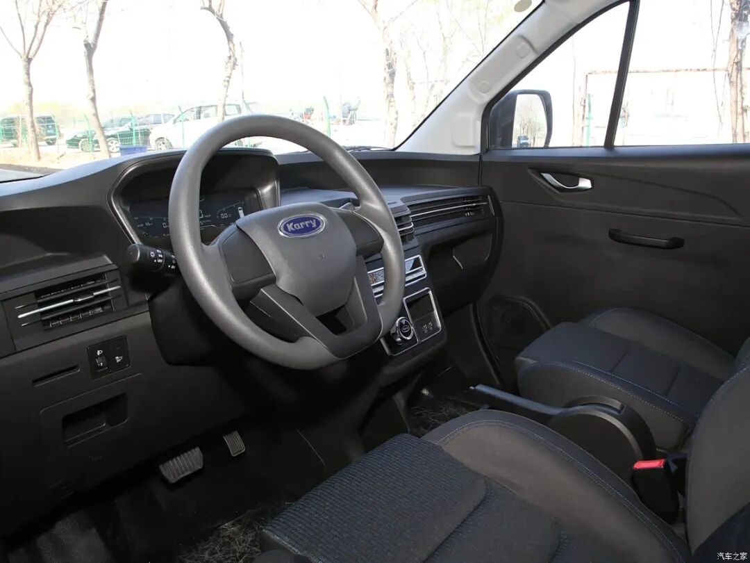 14.30万起，前麦弗逊式独立悬架，后钢板弹簧非独立悬架，拉人拉货真能行！