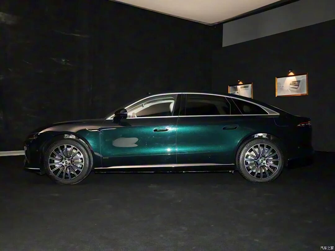 超级置换价17.19万起买A9L!1.5T、530牛·米,座椅通风/加热/按摩都有!比亚迪汉来对手了!