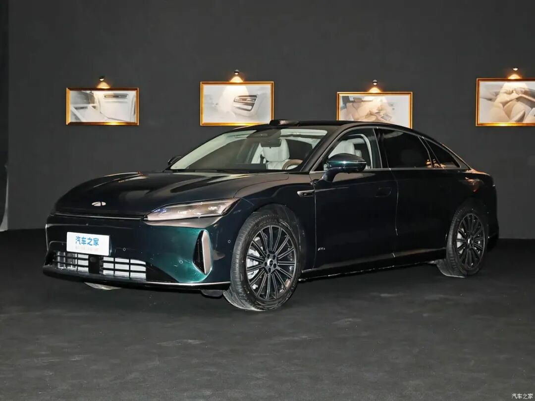 超级置换价17.19万起买A9L!1.5T、530牛·米,座椅通风/加热/按摩都有!比亚迪汉来对手了!