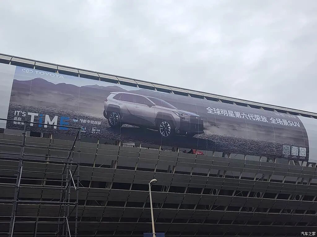 多种动力可选，“C字”大灯，半封闭式前格栅，就等看新车了！