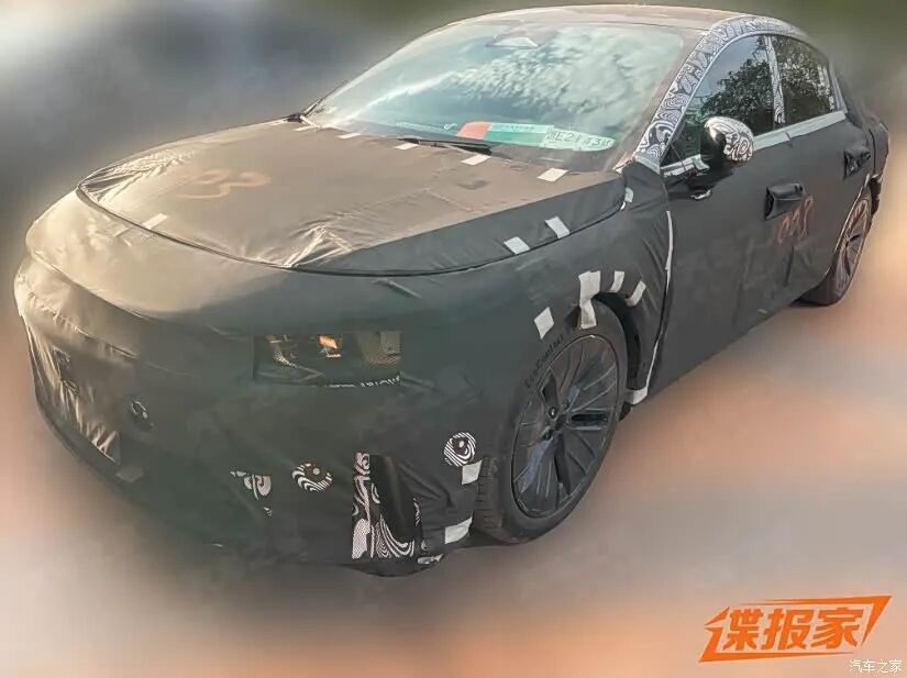 溜背造型，贯穿式尾灯，续航1615公里！要买新车的先别急！