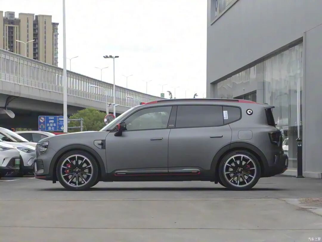 溜背造型，贯穿式尾灯，续航1615公里！要买新车的先别急！