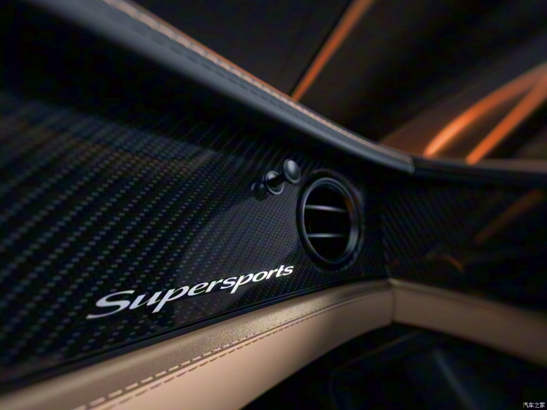 限量500台！4.0T V8，666马力，22英寸大轮圈，碳纤维车顶，我兄弟会给我买！