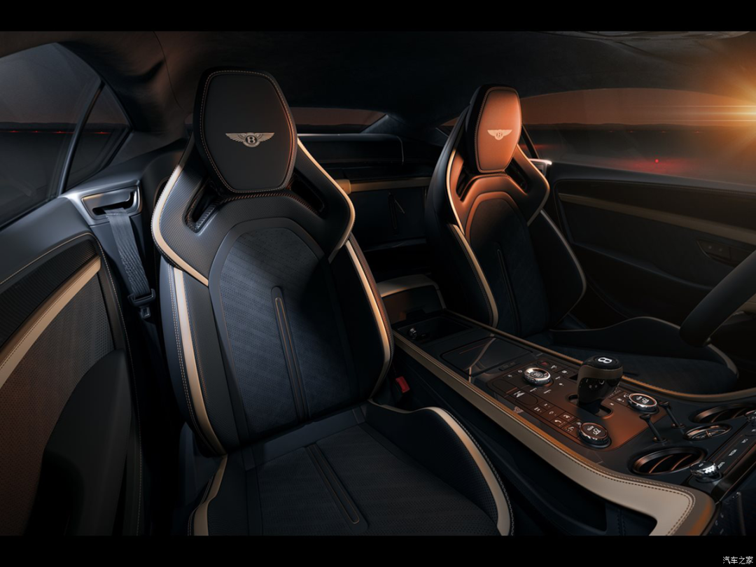 限量500台！4.0T V8，666马力，22英寸大轮圈，碳纤维车顶，我兄弟会给我买！