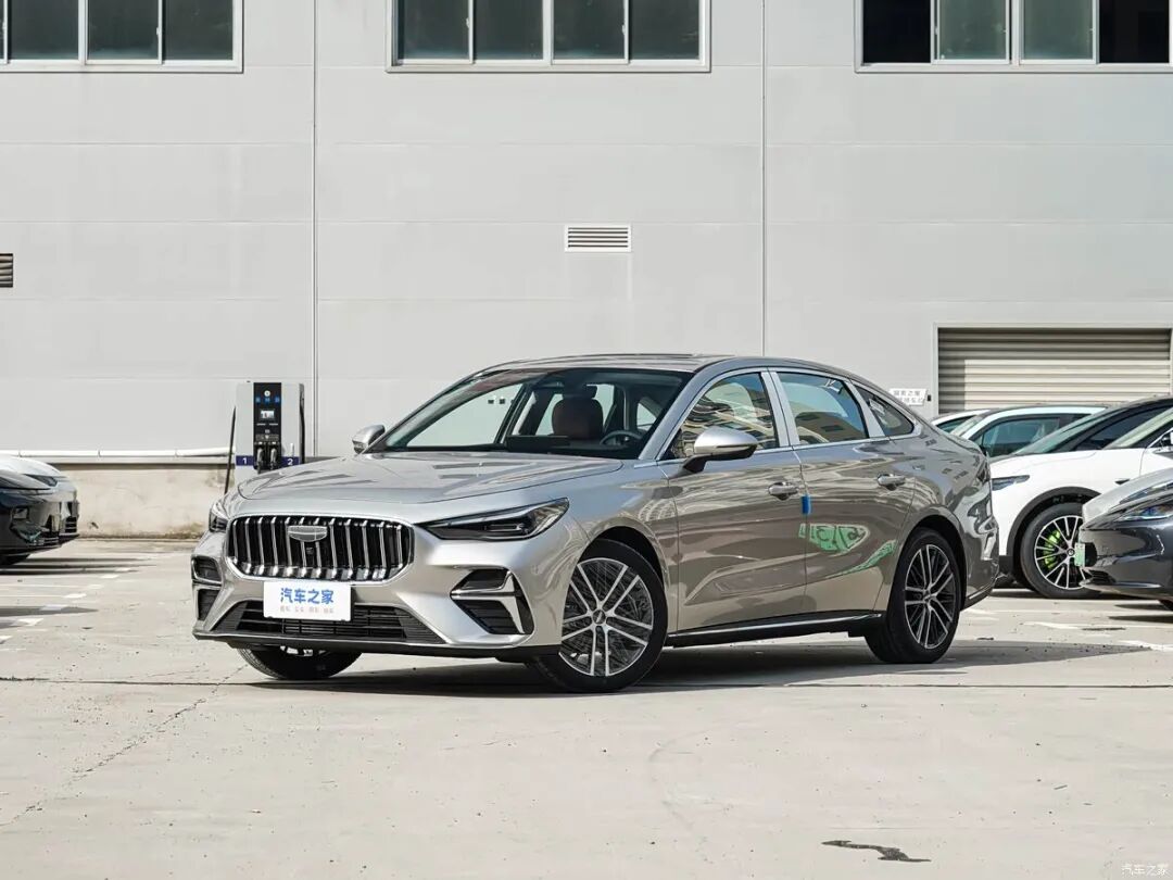 限时6.59万起！累销400万辆的“国民家轿”，秦PLUS/轩逸紧张不？