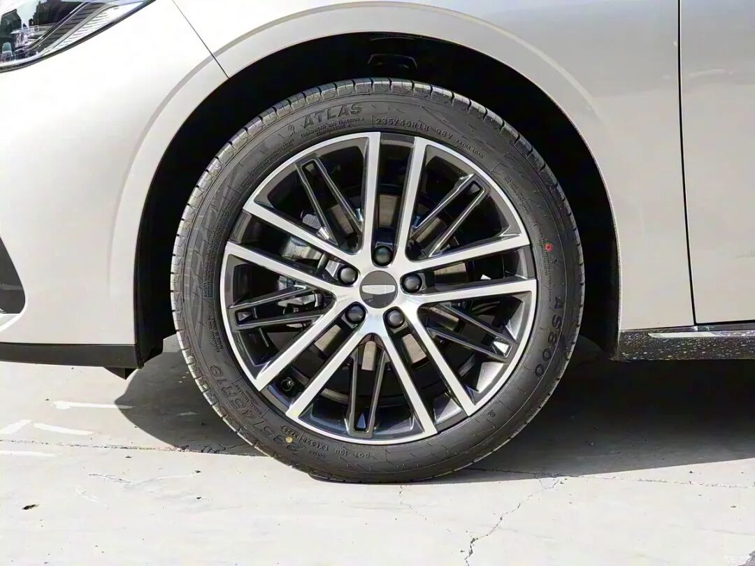 限时6.59万起！累销400万辆的“国民家轿”，秦PLUS/轩逸紧张不？