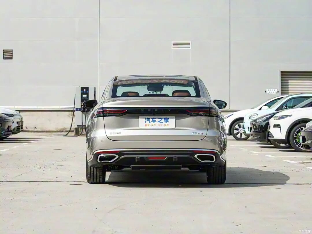 限时6.59万起！累销400万辆的“国民家轿”，秦PLUS/轩逸紧张不？