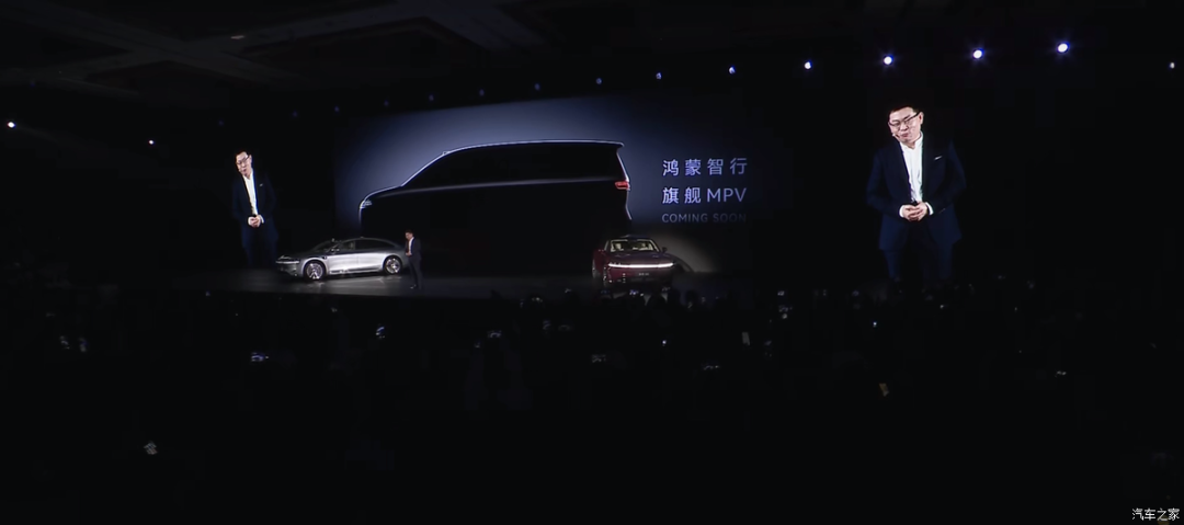 更豪华更舒适！Nappa真皮，零重力座椅，32英寸巨幕投影，选它还是选奔驰宝马？