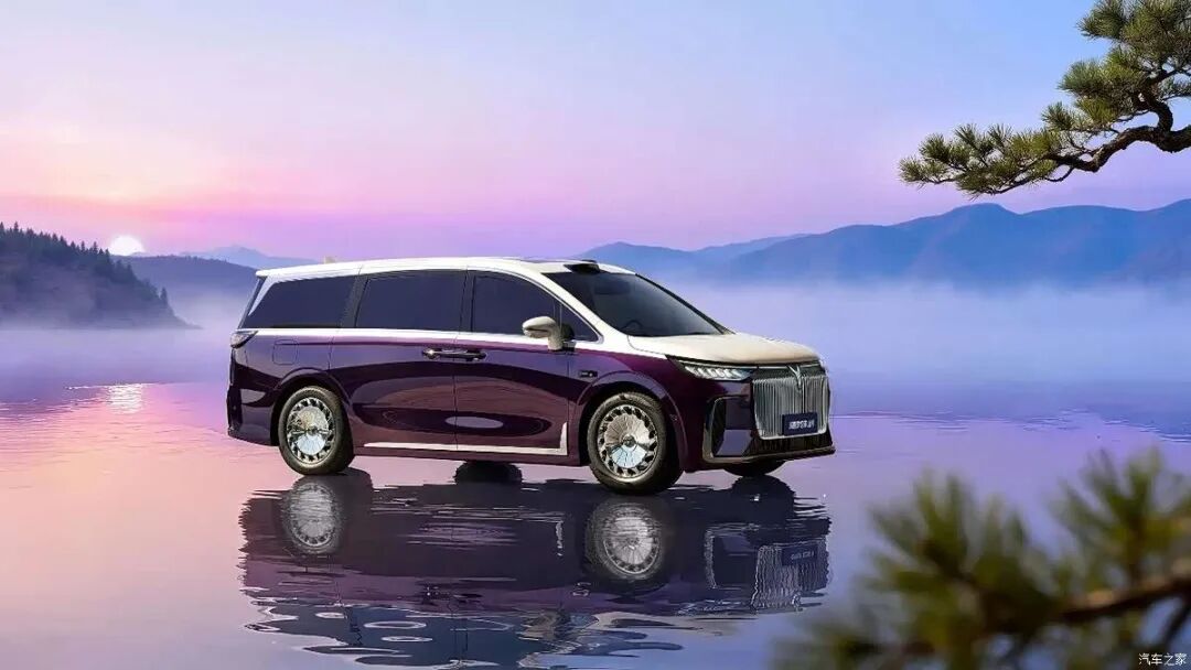 旗舰四座，全隔断独立后舱，藏品级高定雨伞，这车一坐朋友都问我是不是发财了？