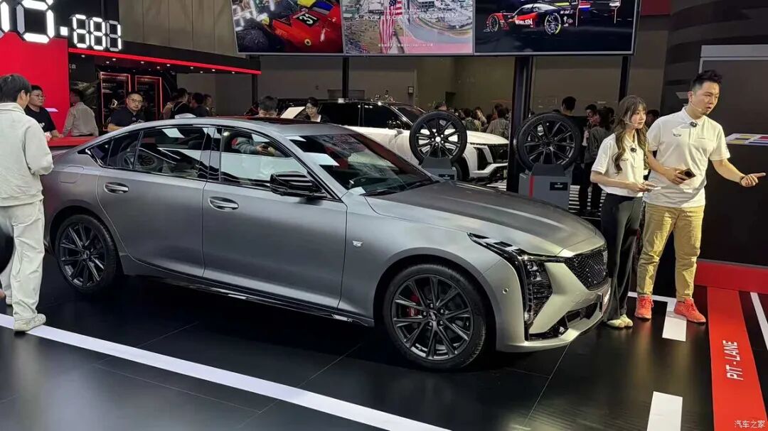 2.0T+10AT、237马力、350牛·米,飓风哑光灰这确实有点帅!