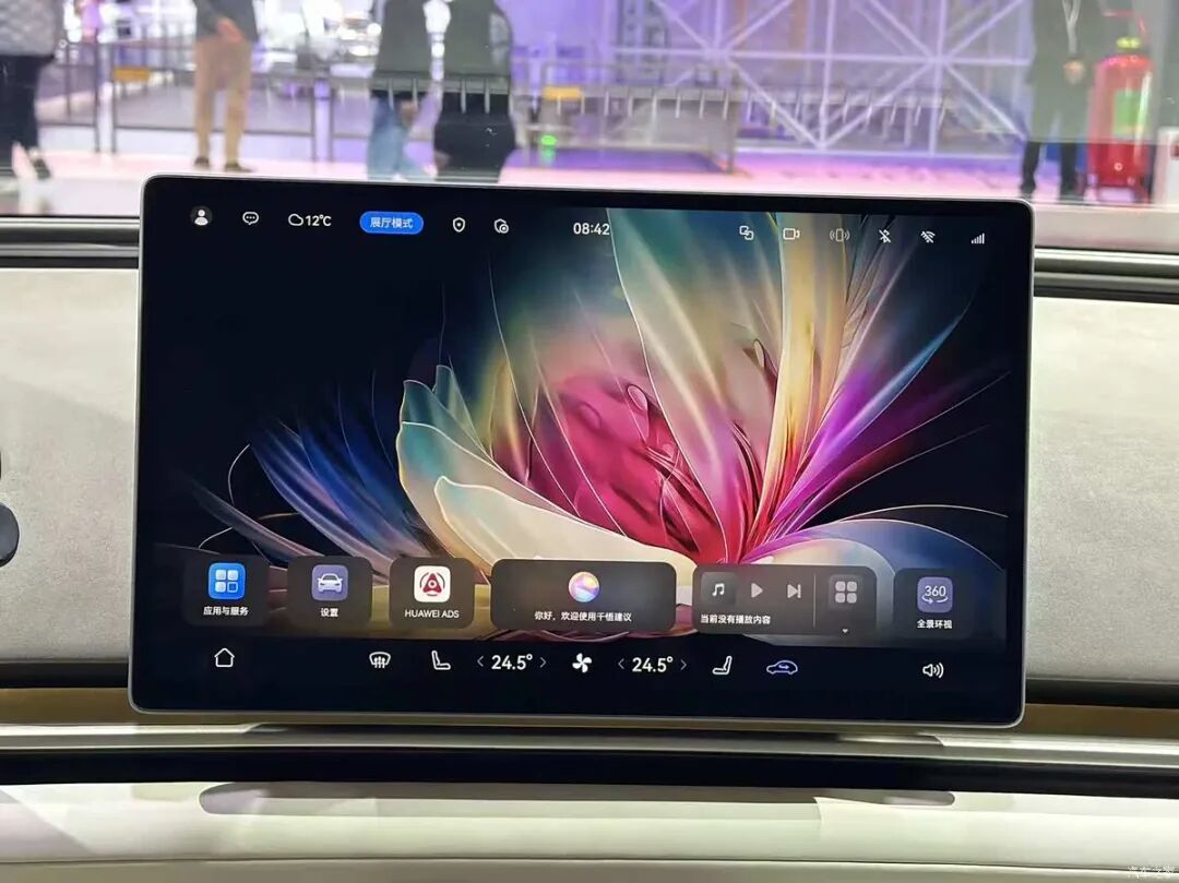 车长5米1多，轴距超3米， “星际座舱” ，续航超1200公里！