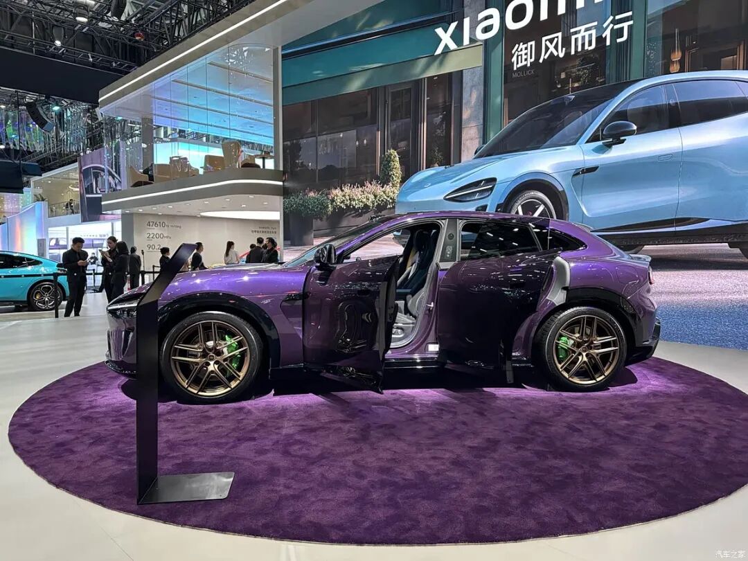 1.1万元起，100种车身颜色可选？小米YU7 Max版紫水晶专属定制首发亮相！