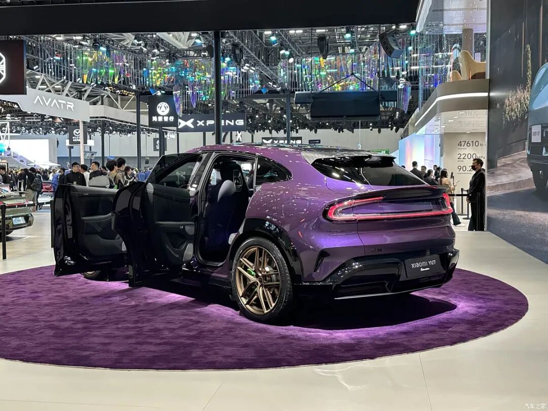 1.1万元起，100种车身颜色可选？小米YU7 Max版紫水晶专属定制首发亮相！