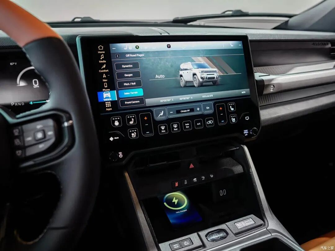 840牛·米，3.6秒破百，33英寸越野胎，这车还能攀岩？