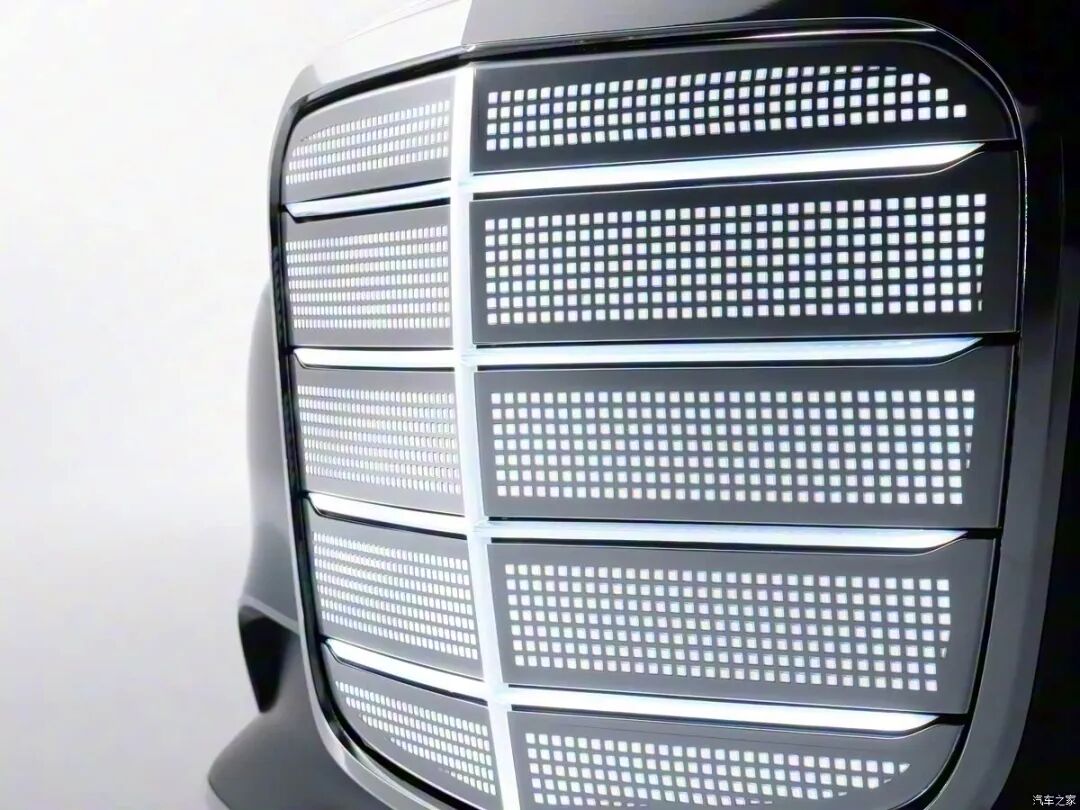 经典竖置风格格栅+大尺寸导流槽，中期改款S级长这样？