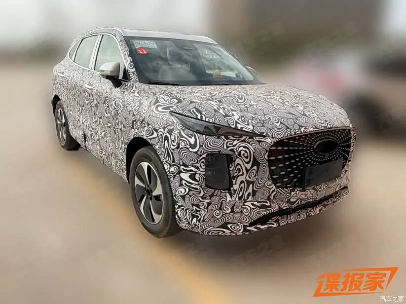 溜背造型,贯穿式尾灯,小号瑞虎8要来了?