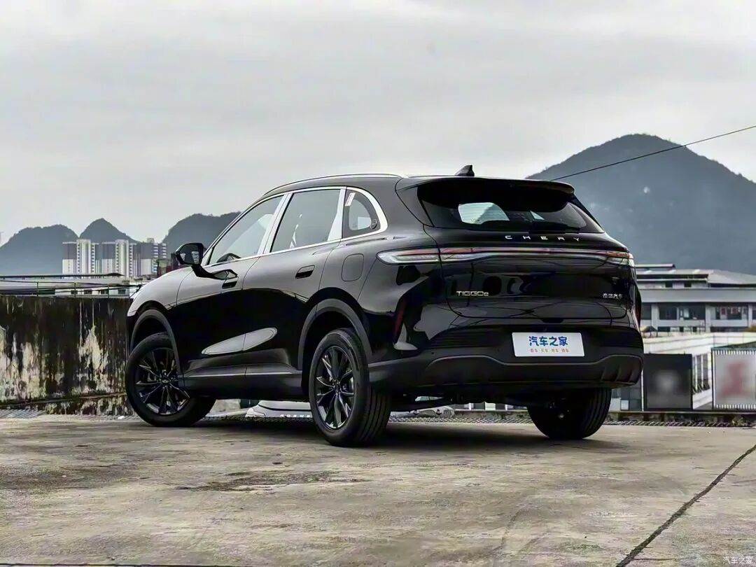 溜背造型,贯穿式尾灯,小号瑞虎8要来了?