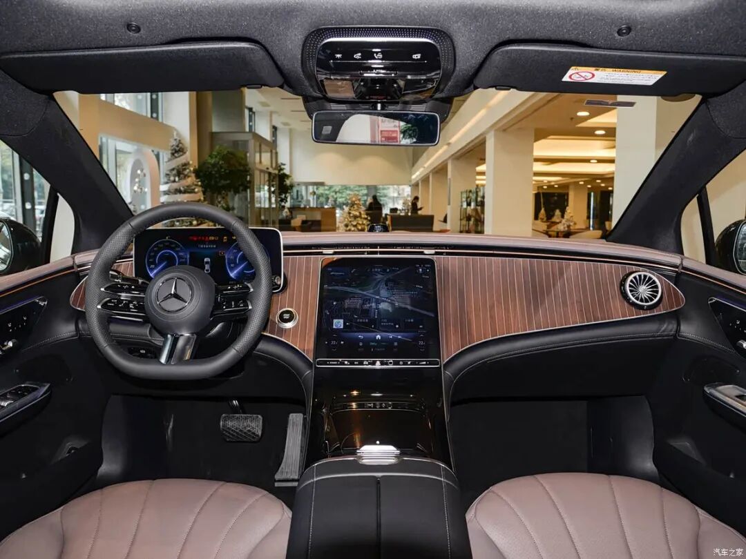 零百加速4.9秒，轴距超3米1，买中大型豪华轿车的看看这辆！