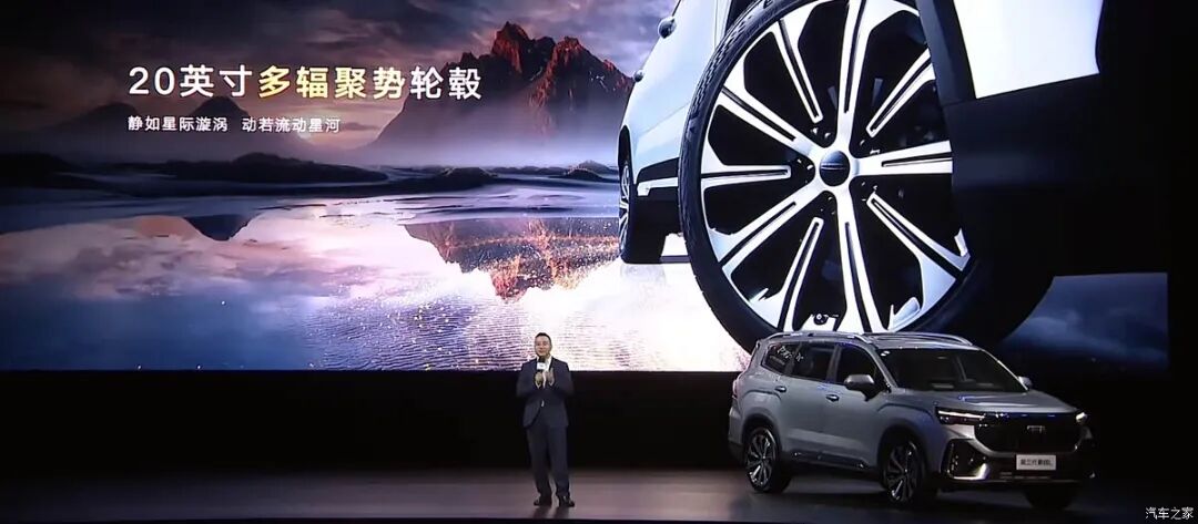 8.99万起,1.5TD+7DCT,5/6/7座可选,540度全景影像,选它还是瑞虎8/哈弗H6L?