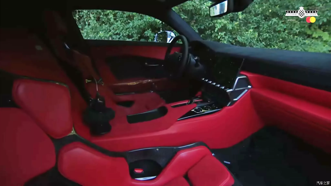 “封神之作”首发！V8双涡轮，碳纤维座椅，期待与仰望U9纽北一战？