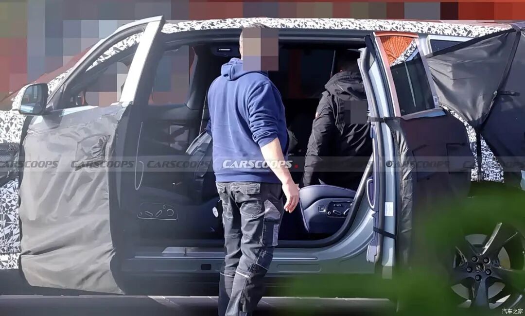 韩版库里南！4座车？无B柱对开门，尊贵！