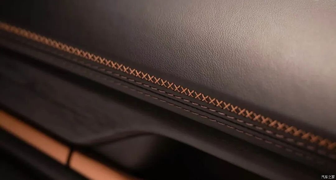 保时捷也玩手工打造?中东专属买家!这豪华也是让我大开眼界!