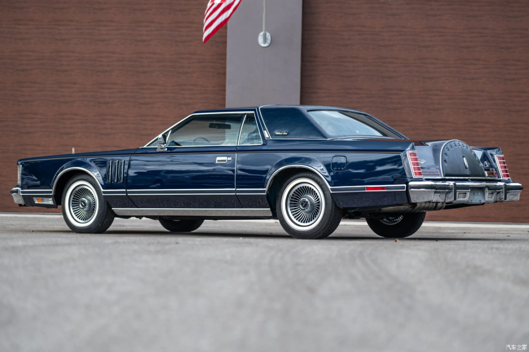 79年的双门轿车，成交价还能近百万？