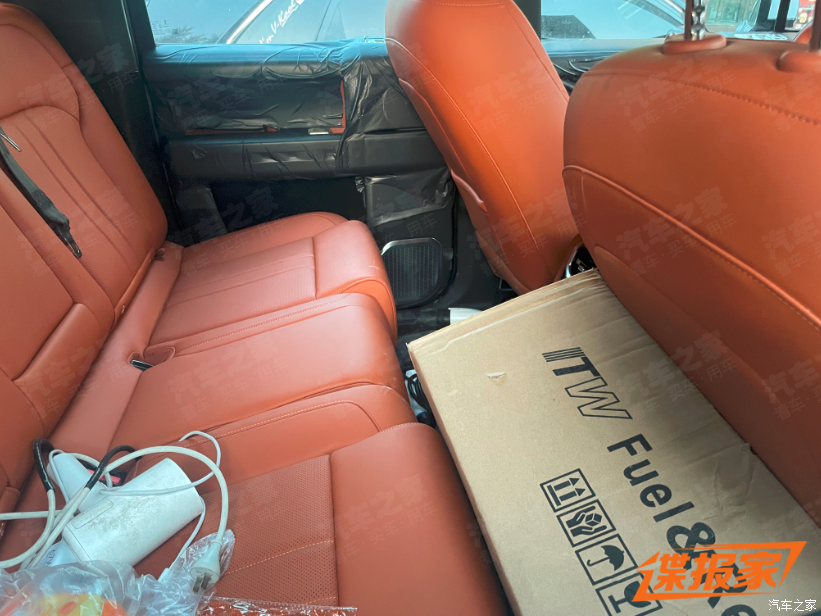 硬核配置叫板“长城炮”?2.0TD混动,喜欢硬汉越野的看看这辆!