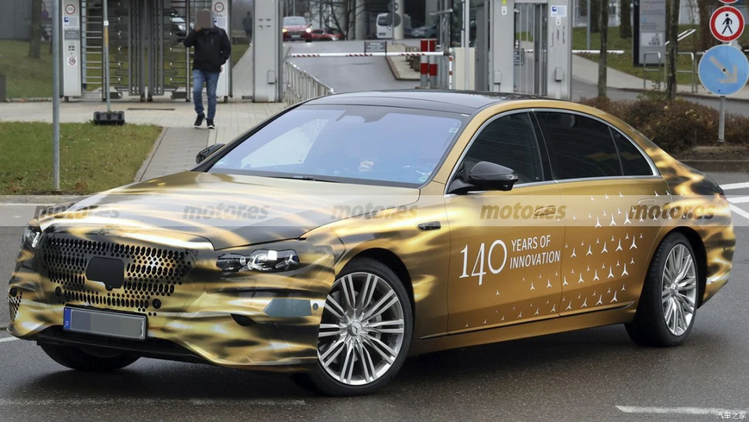 3.0T六缸,“三叉星”大灯,Hyperscreen三连屏,S级谍照曝光!