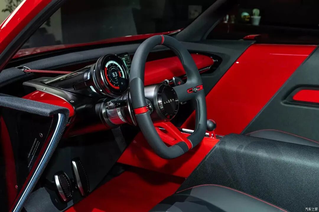 獠牙造型大灯,溜背设计,这车颜值要封神?!