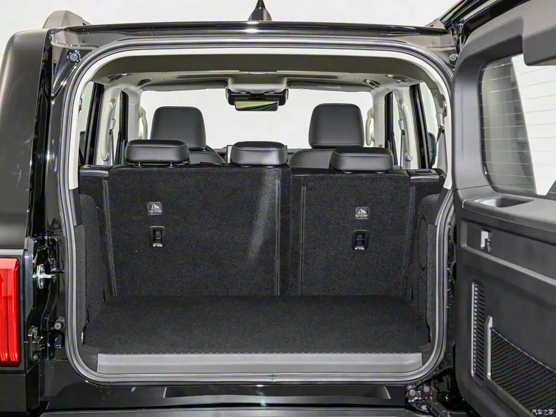 2.0T、750牛·米，6.7秒破百，亏电油耗降低，充电更快！