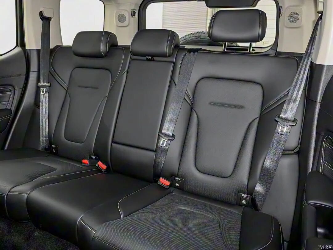 2.0T、750牛·米,6.7秒破百,亏电油耗降低,充电更快!