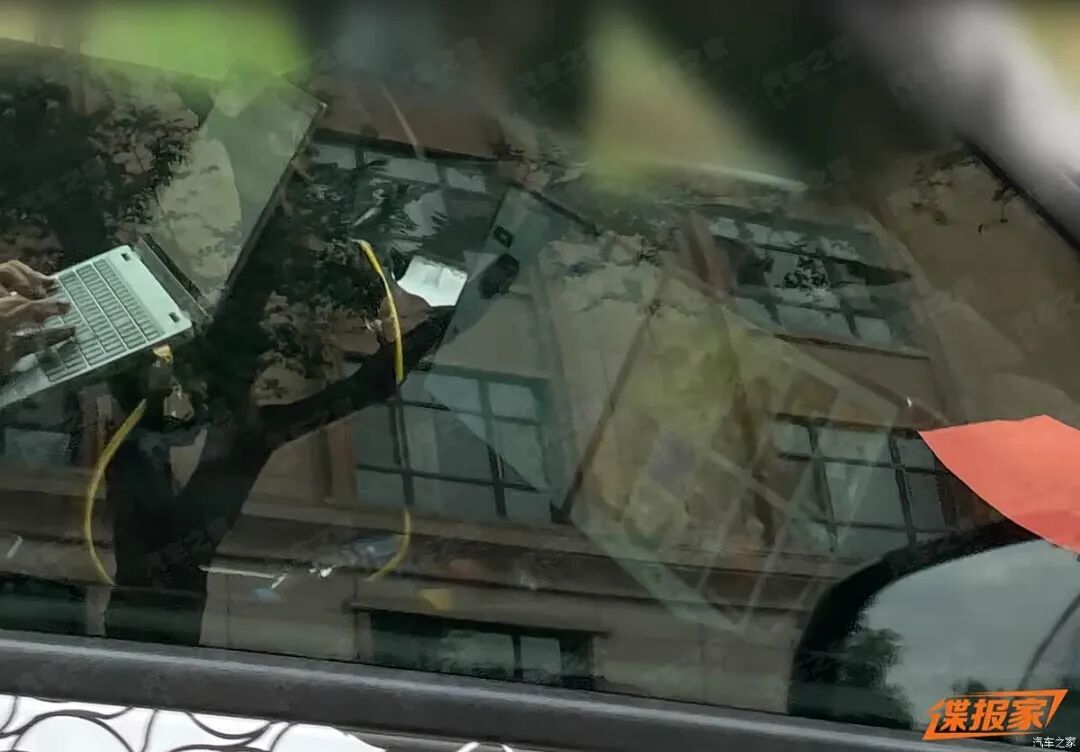 车长加长至5.3米级别？新款理想L9谍照首曝！