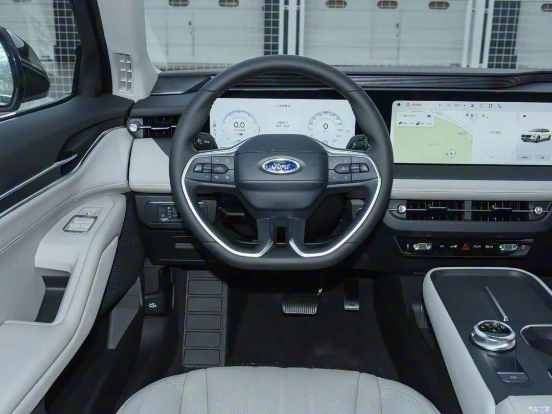 车长近5米，2.0T+8AT、408N·m，14.98万起，选它还是选海豹06 DM-i？