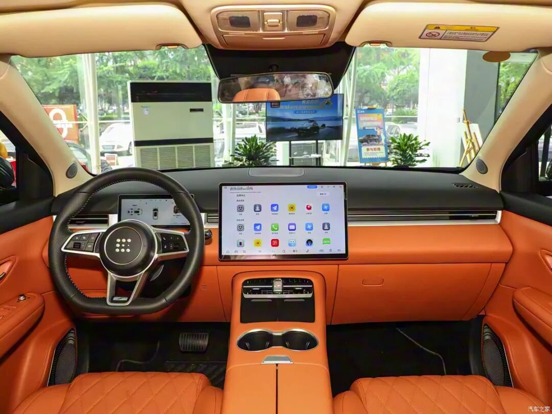 15.6英寸大屏，电动天窗，电子怀挡，11.98万起就买中型SUV！