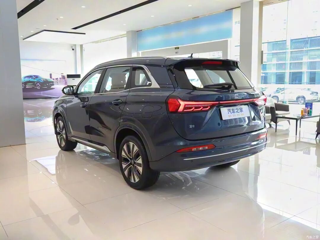 15.6英寸大屏，电动天窗，电子怀挡，11.98万起就买中型SUV！