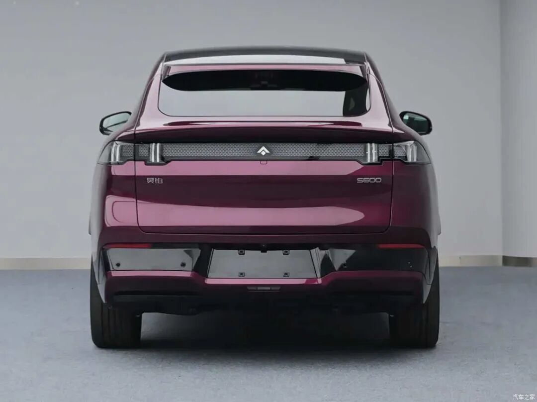 车长超5米,轴距近3米,全景天幕,大五座轿跑SUV来了!