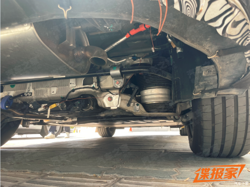 3.1秒破百，大6座SUV，直瀑式格栅，“小兄弟”来了，与9X区别很大！