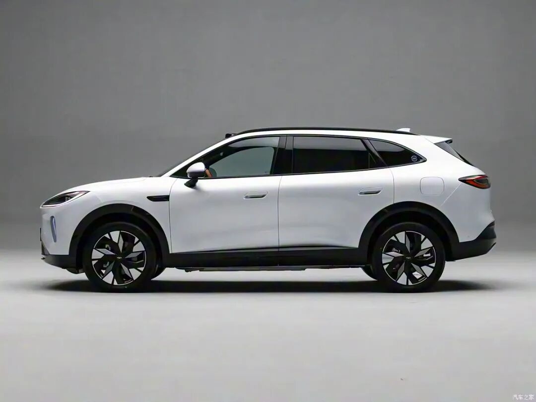 全新中型SUV!1.5T、330牛·米,车顶激光雷达,明年买车的先别急!