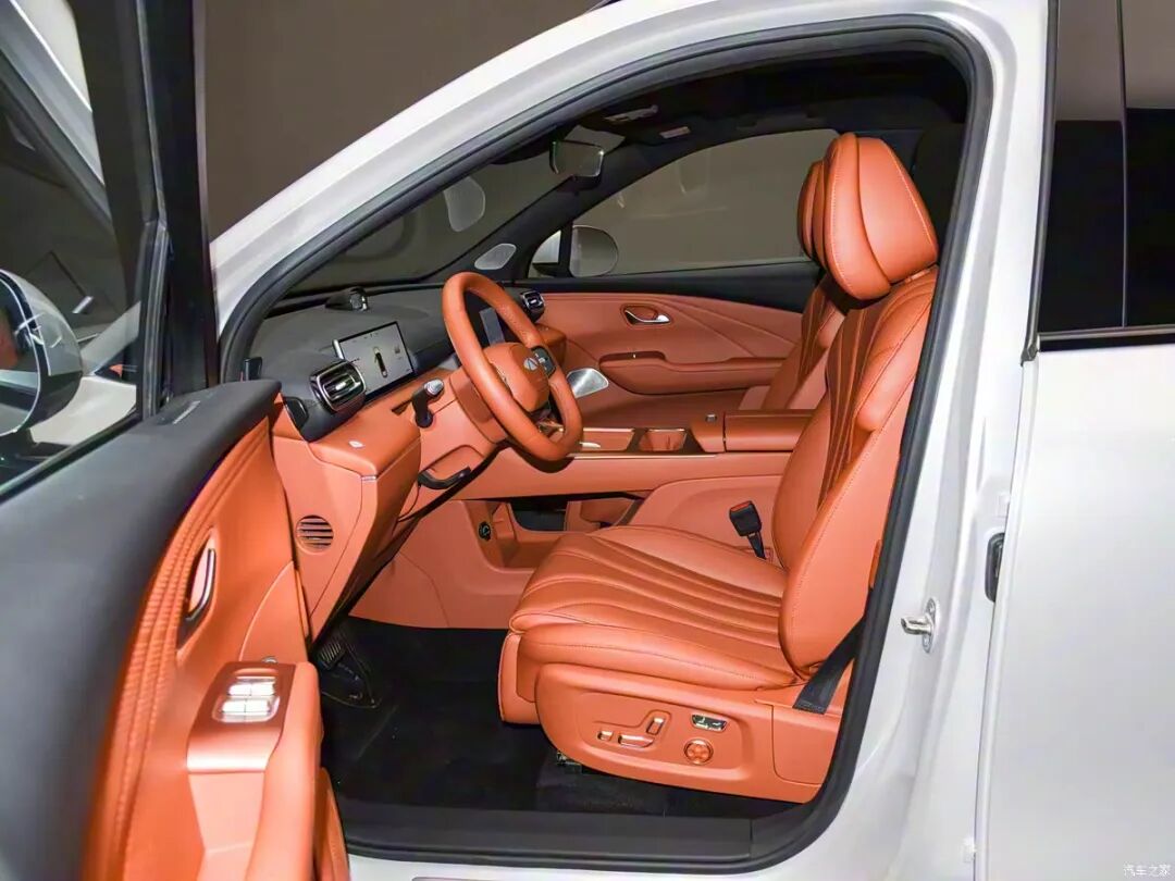 全新中型SUV!1.5T、330牛·米,车顶激光雷达,明年买车的先别急!