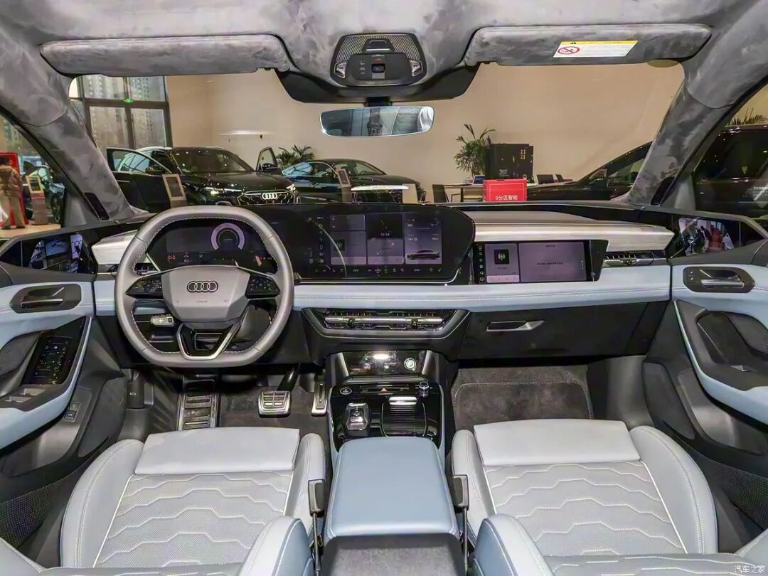 最强A6L来了!“大嘴前脸”,轴距3米多,还有20英寸轮圈!