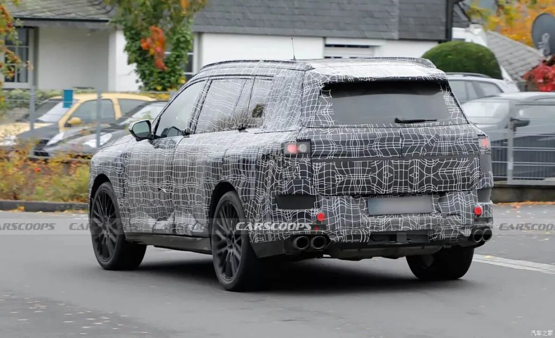 双肾格栅,分体式大灯,V8发动机+48V轻混,动力强劲!