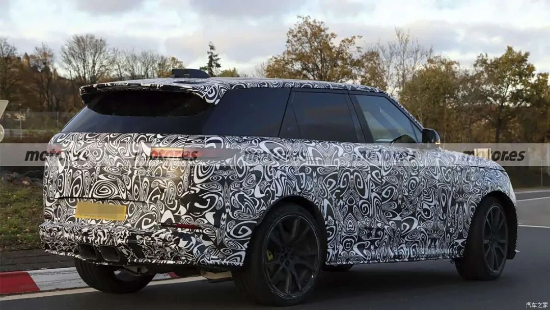 3.8秒破百,西装暴徒再进化!中置排气战力值拉满!